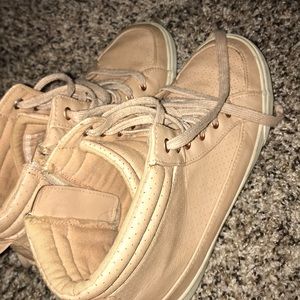 American Eagle shoes